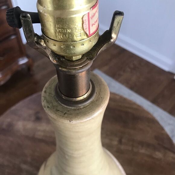 Vintage MCM Mid Century Modern swirl cut out tall table lamp 26.5” pottery - Picture 5 of 8